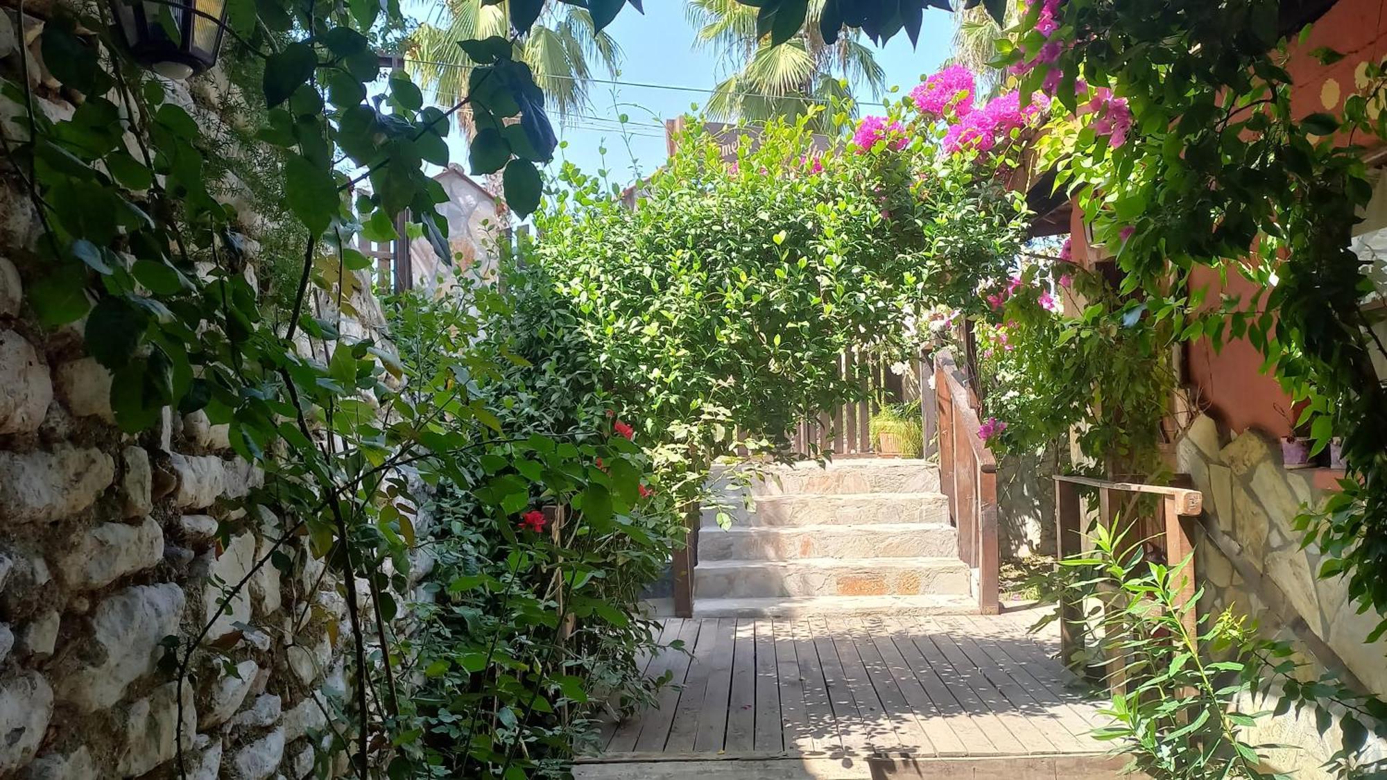 Demeter Rose Stonehouse Pansion Lägenhet Antalya Exteriör bild